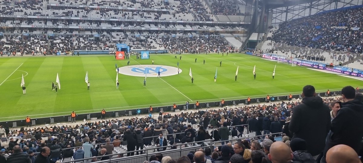 Shaomalow's tweet photo. 2 Places OM/Psg
🎫 Ganay, travée E, cat 3.
💵 130€/place (145€ sur le site). Paypal ou Espèce (RMP possible autour du stade)
📩 DM ouverts
✔️ Preuves de vente épinglé sur ma page

Validé par :
@biloEntraide ✔️
@Velodrome_Prime ✔️
@MarketOM_ 
#TeamOM #OM https://t.co/UnPCAJ9fhh