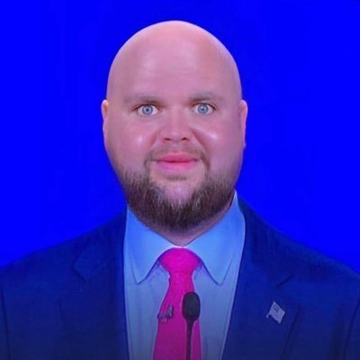 RandomSlop's tweet photo. Someone with this pfp just liked my post https://t.co/TLRWmcJ99w