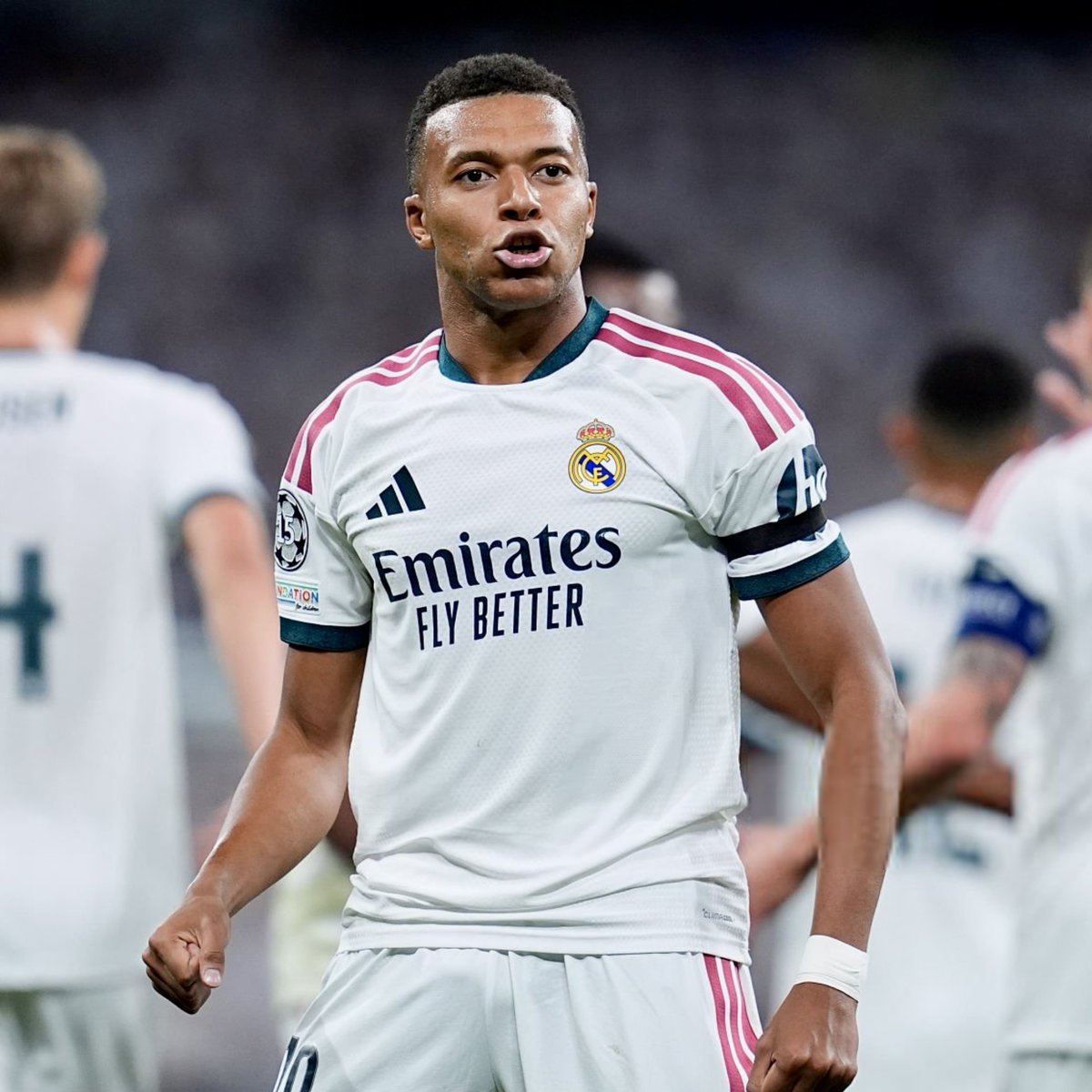RMadrid_actu's tweet photo. 🚨 𝐆𝐎𝐎𝐎𝐀𝐀𝐀𝐀𝐋𝐋𝐋𝐋 DE MBAPPÉ !! ✅⚽️

🔥 QUELLE PASSE DÉCISIVE DE DIOMANDE !! 

2-0 Real Madrid https://t.co/aXR8mMIUQL