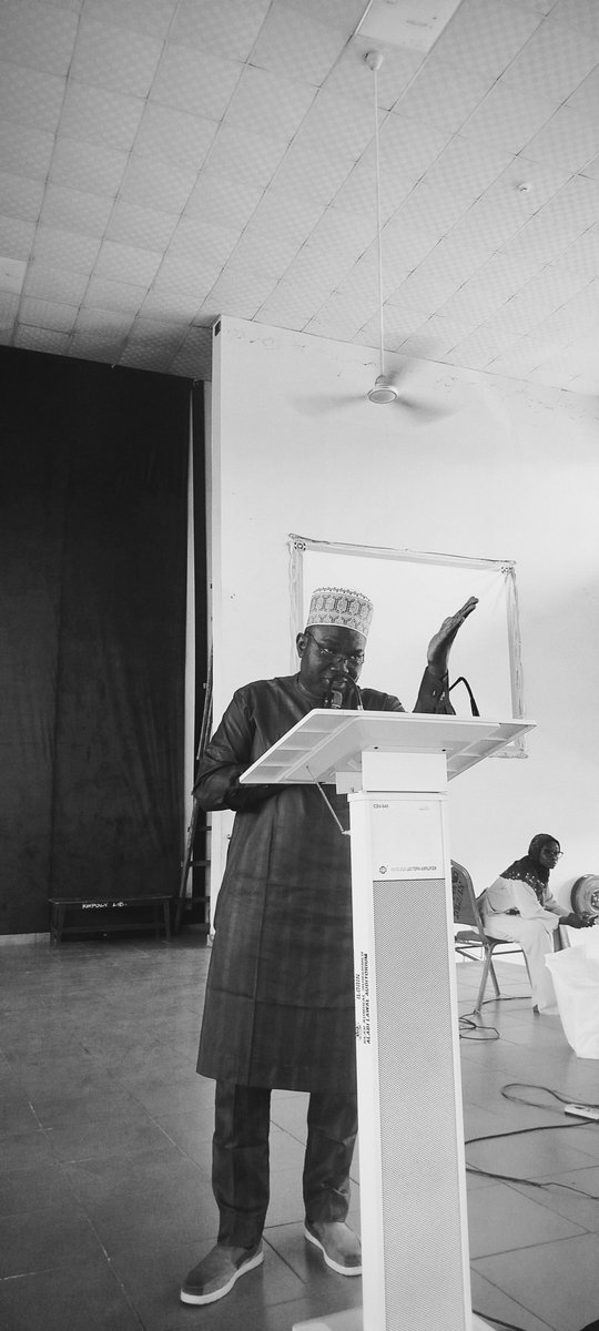 LAW_UNILORIN's tweet photo. Earlier today, the Dean of Faculty of Law, Professor Bashiru Omipidan, was present at the IGS International Conference organised by the Institute of General Studies, Kwara State Polytechnic, Ilorin, where he delivered the Keynote address. 

#FacultyOfLaw #unilorin https://t.co/q1NTVCrz4L
