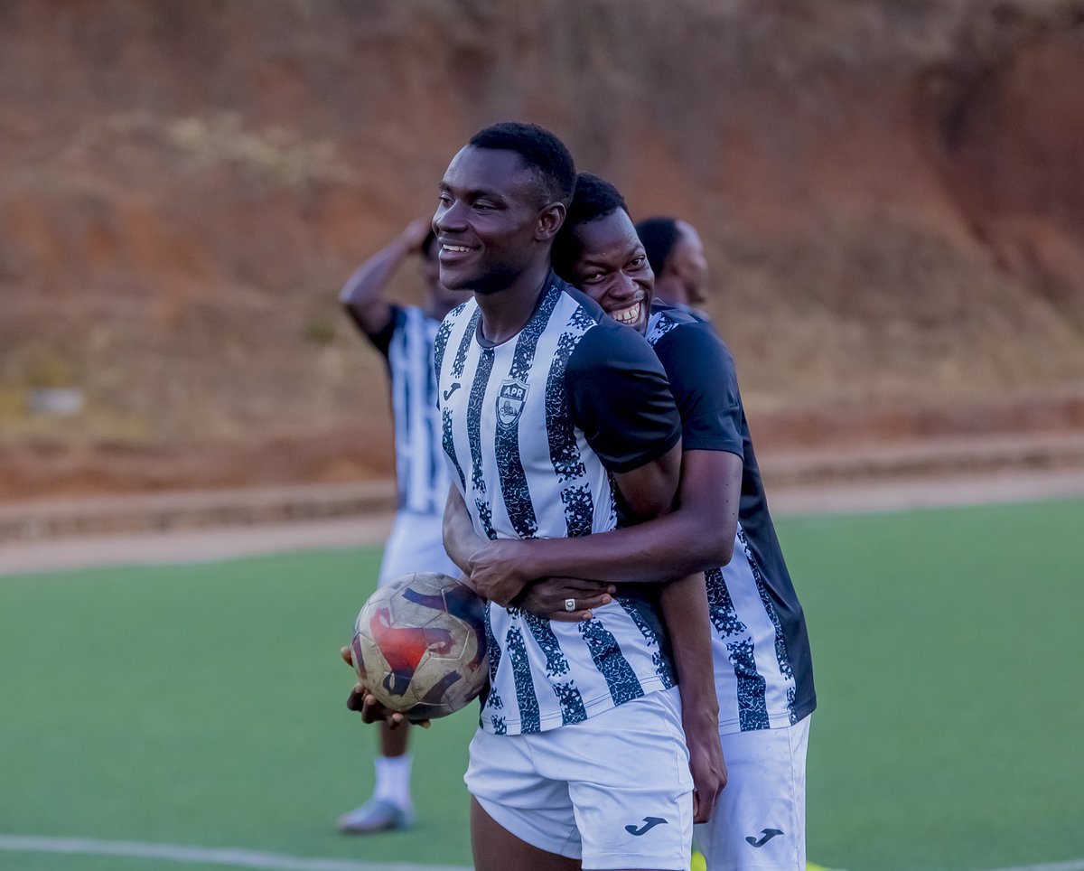 aprfcofficial's tweet photo. Final training session complete ahead of our BK Pro League return. βοΈπͺ
The Lions have put in the work, and now it's game time. we're ready!
#APRFC #ClubGiant #WeAreLions https://t.co/lY8pXBNfpL