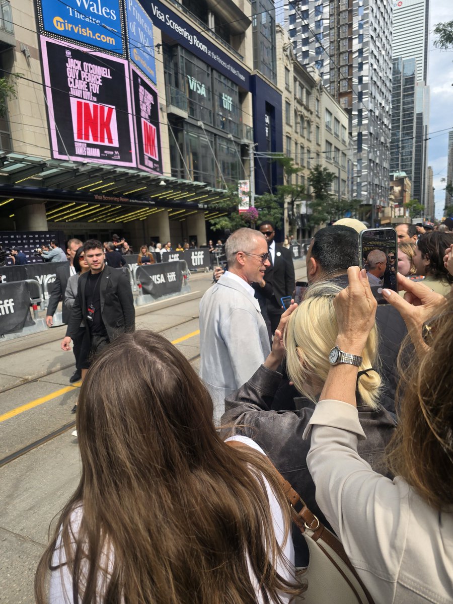 MudassarAPP's tweet photo. Wonderful time at #TIFF26 in Toronto! 🎥 Got a chance to say Hi to Brad Pitt on the red carpet. What an experience!
#TIFF #Toronto #BradPitt https://t.co/gXZiWLise1