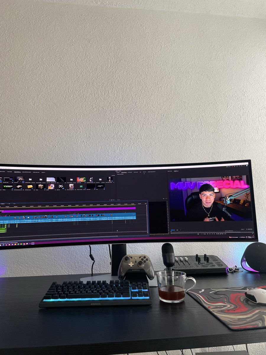 eleditorof's tweet photo. Editando 🙏🏻
Comisiones abiertas :) tengo muy buenas ofertas!
#editor #video 

(Busco editor, editor de videos, video editor) etiquetas jeje https://t.co/vf8iJYDVyf