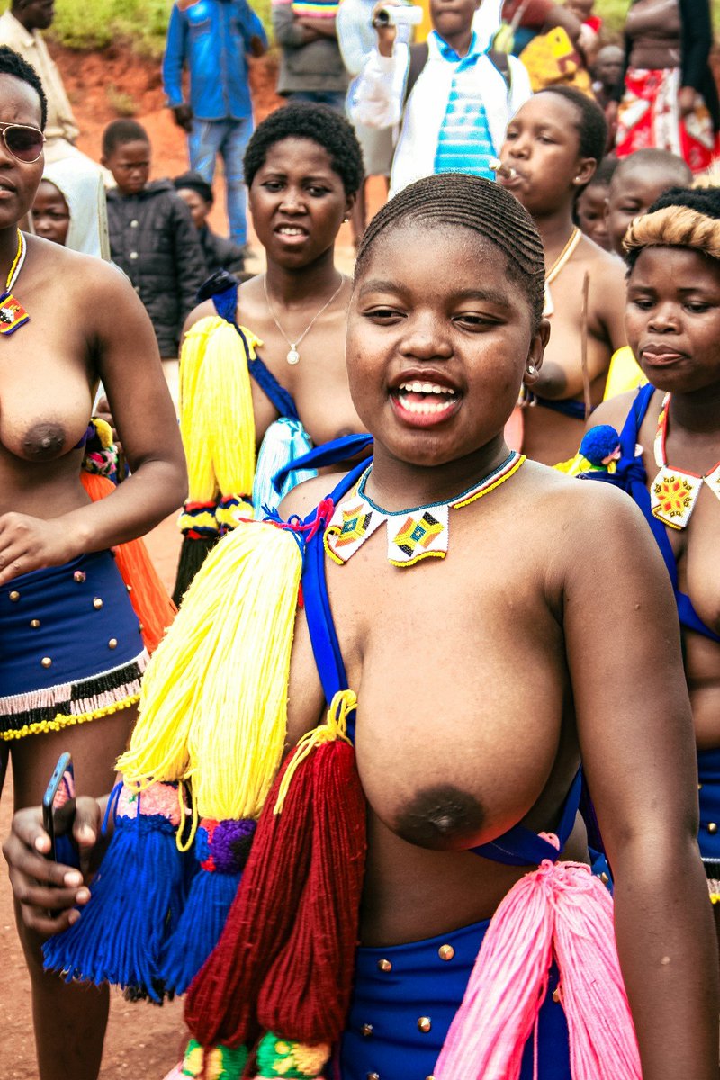 brbiespirit's tweet photo. African Queen 👑👑 https://t.co/6zXqorcquF