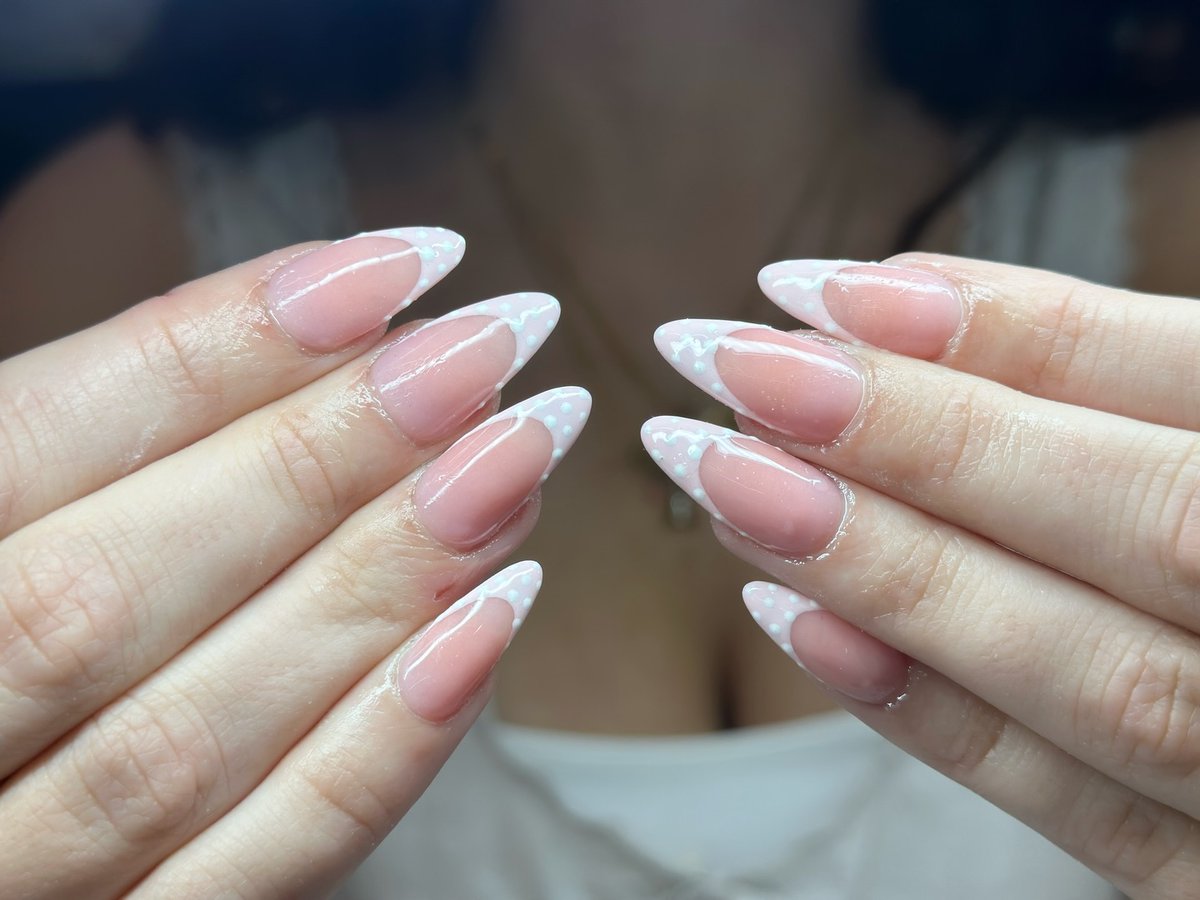 SiuBigpbp's tweet photo. Polished to perfection

Follow for more: @nailsbymimi. 11 https://t.co/7VGtkn8Z6m