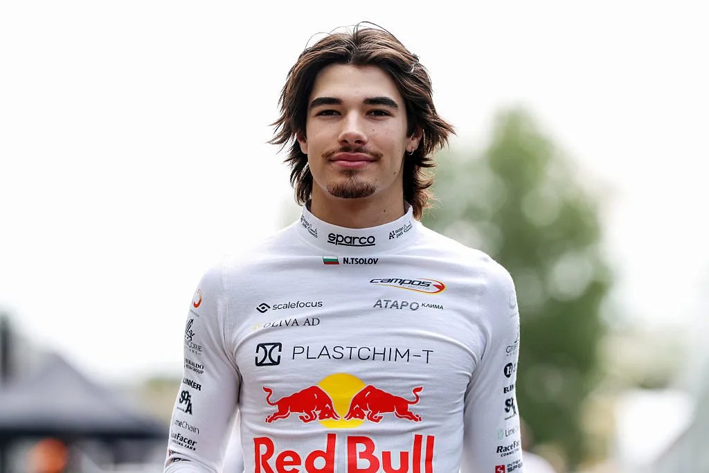 bruceketta1655's tweet photo. NIKOLA TSOLOV IN SUPER FORMULA NEL 2027?

Primo rumor bomba la stagione 2027: alcune fonti hanno riferito al New Zealand Herald che Nikola Tsolov potrebbe seguire la strada di Gasly e Lawson e andare a correre in Super Formula l'anno prossimo!

#SuperFormula #SFormula https://t.co/uM3SURHYe2