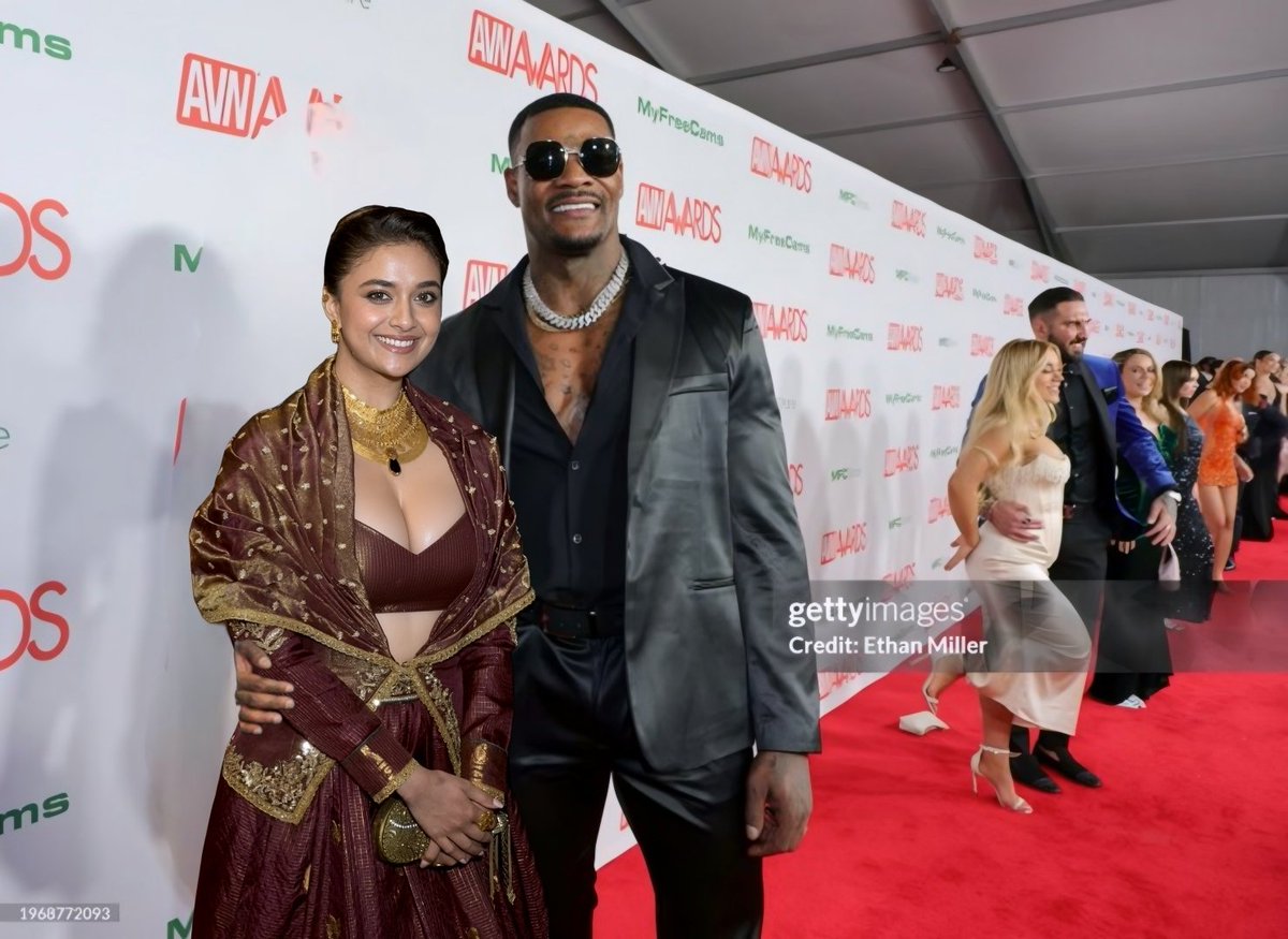 bimaker_goddess's tweet photo. Unexpected Indian Actress Debut :
Keerthy Meet Jason Luv Starting Keerthy suresh Debut Vixen &amp; Blacked 2026 

The AVN Awards are the biggest annual award show in the adult entertainment industry, often called the "Oscars of corn". https://t.co/sC1AhrcwOE