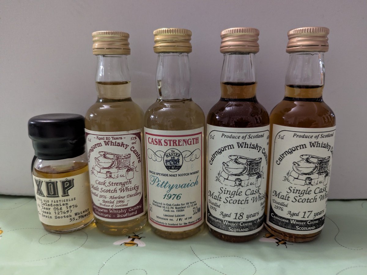 UnclePyjamas's tweet photo. I turned 50 today! Got a few '76 vintage samples to choose from to celebrate. https://t.co/lfl32fRZzi