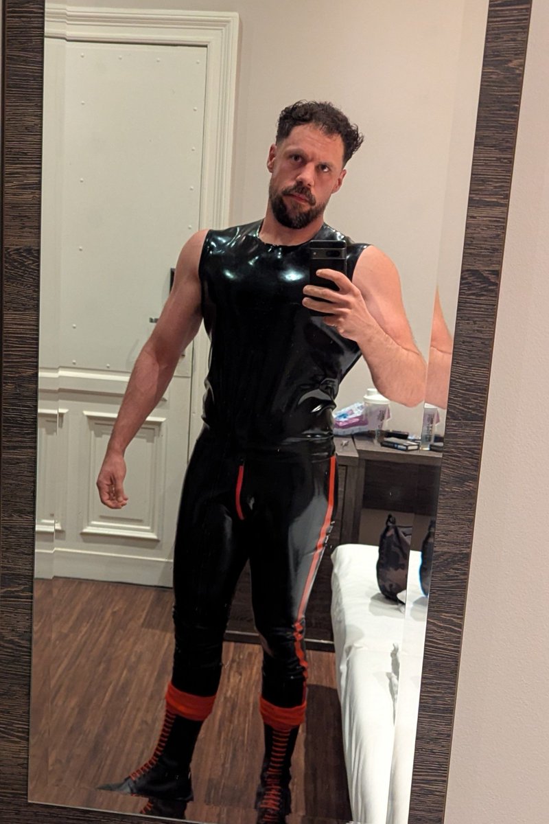 RubberGabe tweet picture