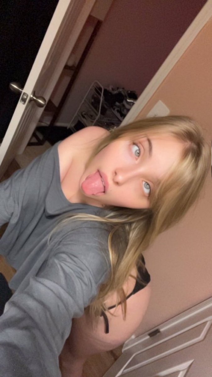 NatalieLuvssBBC's tweet photo. HMU https://t.co/VLlgr3hBrB