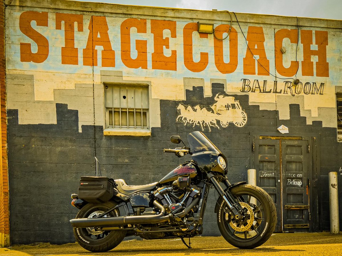 BonitaLinegk2's tweet photo. She’s from Texas. @ellalangleymusic @stagecoachballroom @texasharleydavidson https://t.co/gZtbQSD9uz