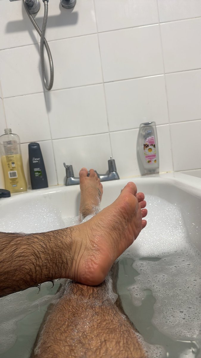 plumbersm4te's tweet photo. Which dirty foot f@g is gonna come rub my feet 😛 https://t.co/yGRz4uGt8W