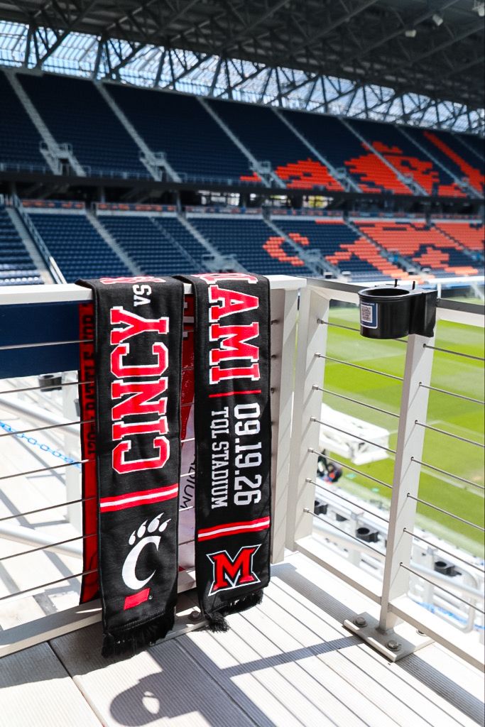 TQLStadium's tweet photo. The rivalry deserves its own kit. 🔔
Exclusive Battle for the Victory Bell merch is here. 

Shop now: https://t.co/qQ2ldnw6nq https://t.co/J7Jng0ySLs