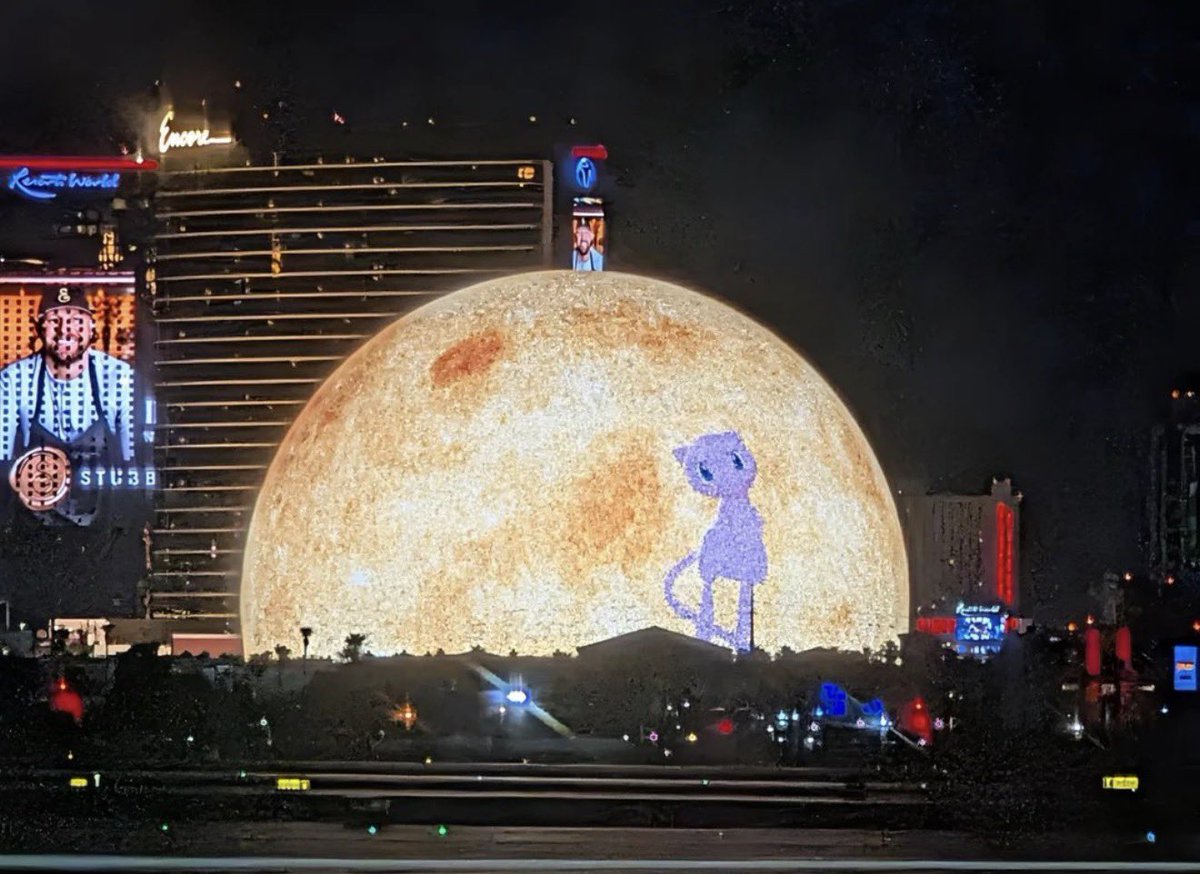 missnatoshi's tweet photo. MEW on the sphere hit me in the feels. 

My inner child is just happy the world loves pokemon so much right now. https://t.co/LLoQTzaAqG