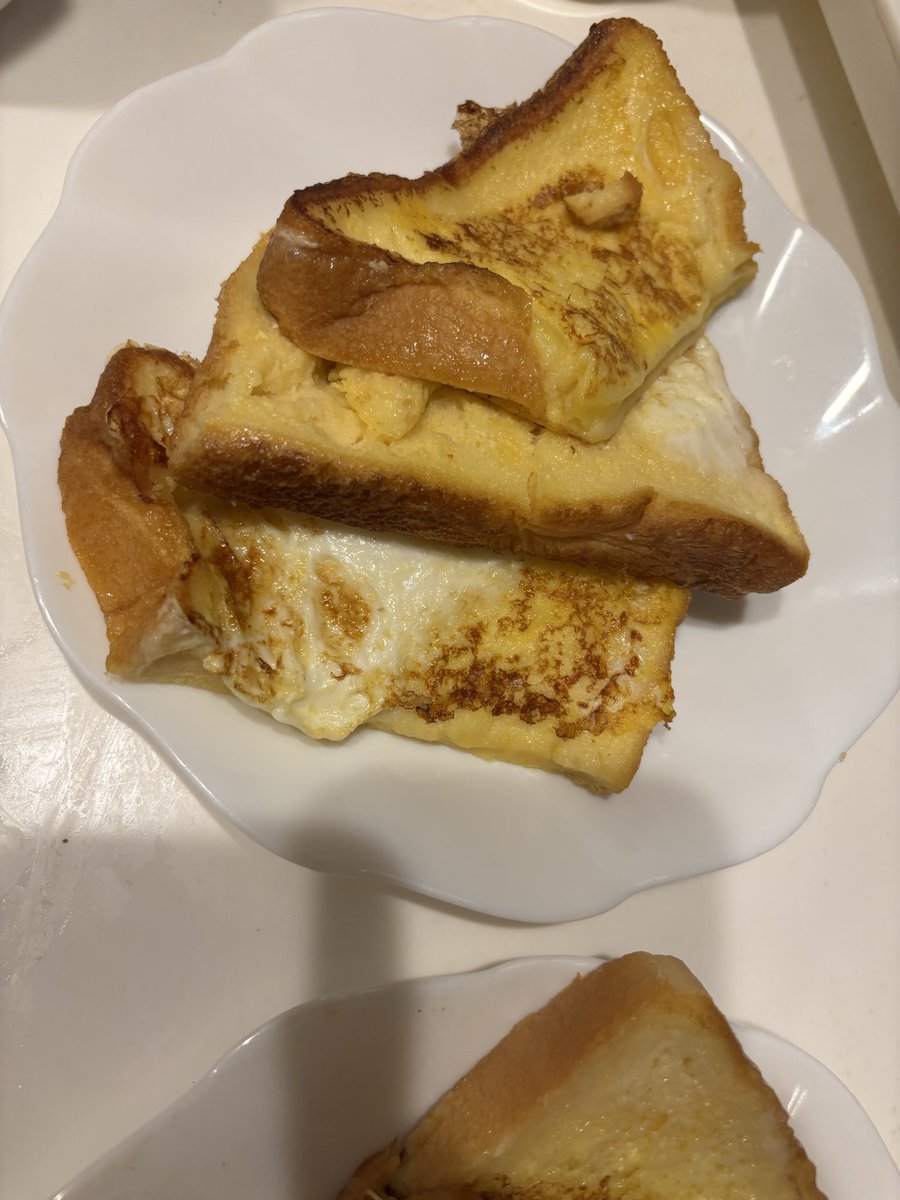 maimai4669's tweet photo. 週1のペースの朝ごはん🍞🥛🧸🍯 https://t.co/M6fGCdwAxw