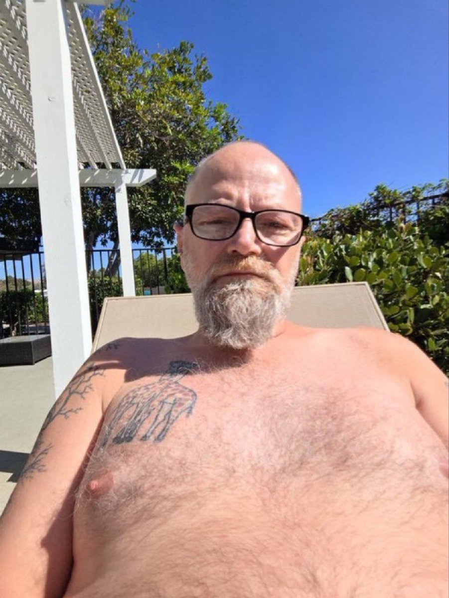 alphaalerts01's tweet photo. just relaxing
can I DM you now https://t.co/lsQruZbl5X