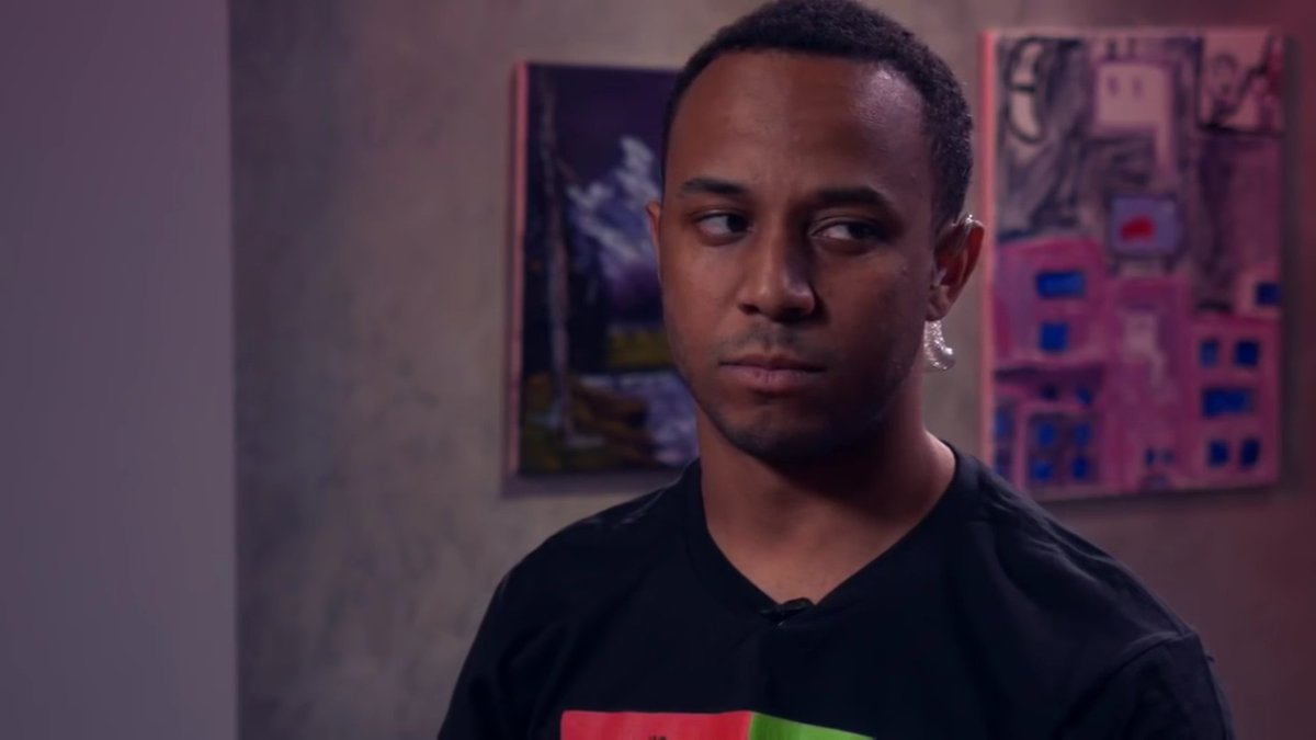 davidgamer099's tweet photo. @Moviesca3 Mike ross? https://t.co/2iRdmEQRKE