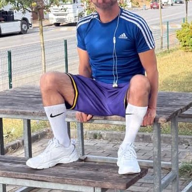 gebzeli_pp's tweet photo. Yahu öpüşmeyi, sevişmeyi seven, gö...tüne güvenen( yüz fotosu atıcak) fiziği düzgün bi tane aktif yok mu amı 😁 https://t.co/0xrveplvta