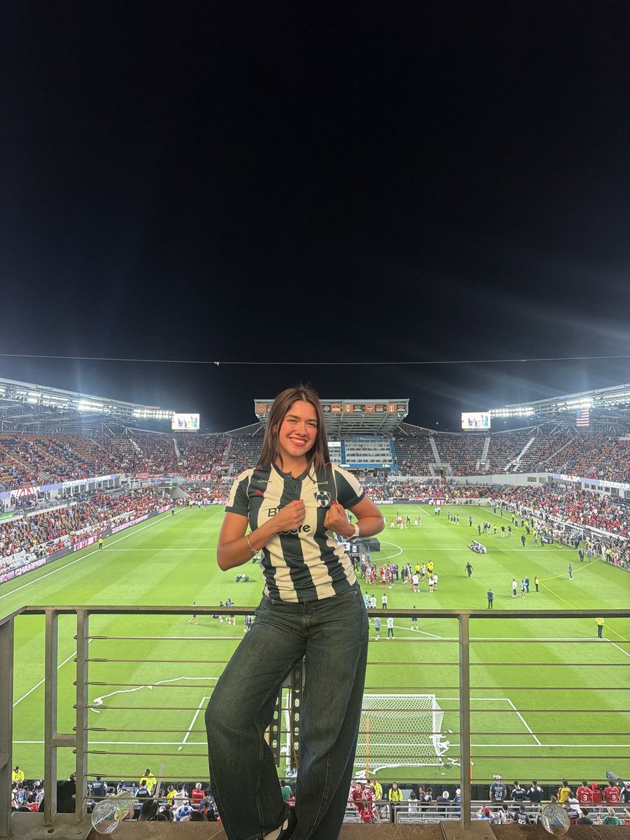 Fatima_garza's tweet photo. @estadibbva @CodereMX #CodereEsRayado https://t.co/rwaX77sx4H