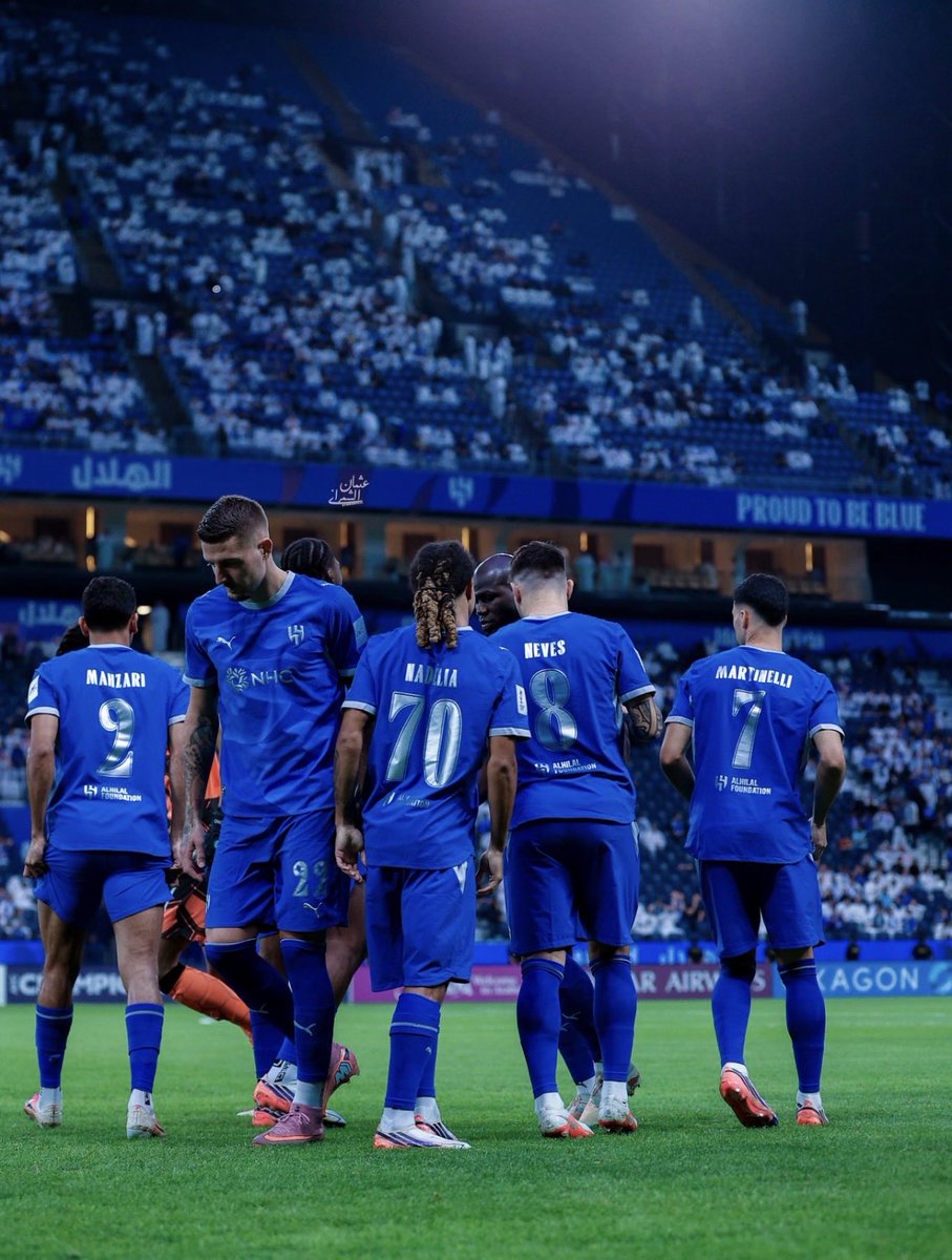 lcrus5's tweet photo. الحمدلله مبروووك يا زعماء الفوز
والثلاث نقاط💙!!
للاسف طار الكلين شيت بغلط تافه آخر دقيقة
لكن هذا النوع من المباريات ما تبي منه مجهود
ولا تنتظر من وراه مستوى الأهم انك تفوز
وتحافظ على لاعبينك 

#الهلال_الغرافة https://t.co/XDibJPuq97