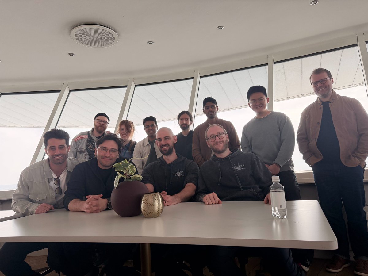 StabilityAI tweet picture