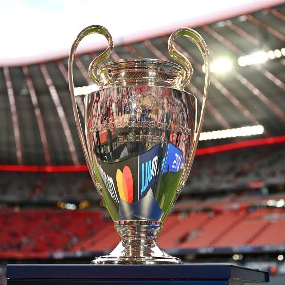 DestinoDeportiv's tweet photo. 🚨 OFICIAL: La @UEFA definió las sedes de las finales de la #ChampionsLeague de 2028 y 2029.

🏟️ 2028: Allianz Arena, Múnich 🇩��.
🏟️ 2029: Spotify Camp Nou, Barcelona 🇪🇸.

🔸La final de 2027 se disputará el 5 de junio en el Estadio Metropolitano de Madrid. https://t.co/tNPWAOnp5J