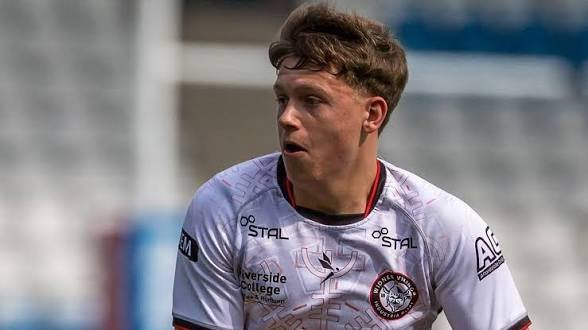 WVNewsUpdates's tweet photo. Congratulations to Nathan Connel for Fans Player of the year 👏
Joe Edge came second 🥈 and Dan Murray came third 🥉
@WidnesRL #WTID #InOurDNA https://t.co/L6n7ycQ5Ly