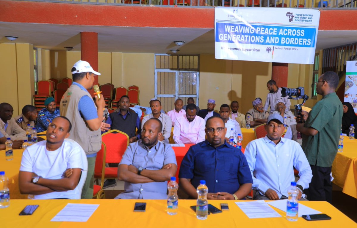 YAPAD_NGO's tweet photo. YAPAD undertook a Weaving Peace Project Inception and Community Stakeholders' engagement in Moyale, Dawa Zone-Ethiopia. The forum aims at building stakeholder buy-in and consensus building across Ethiopia and the Mandera Triangle. 
Supported by @AuswaertigesAmt @Interpeace_Org https://t.co/68LTcabGY3