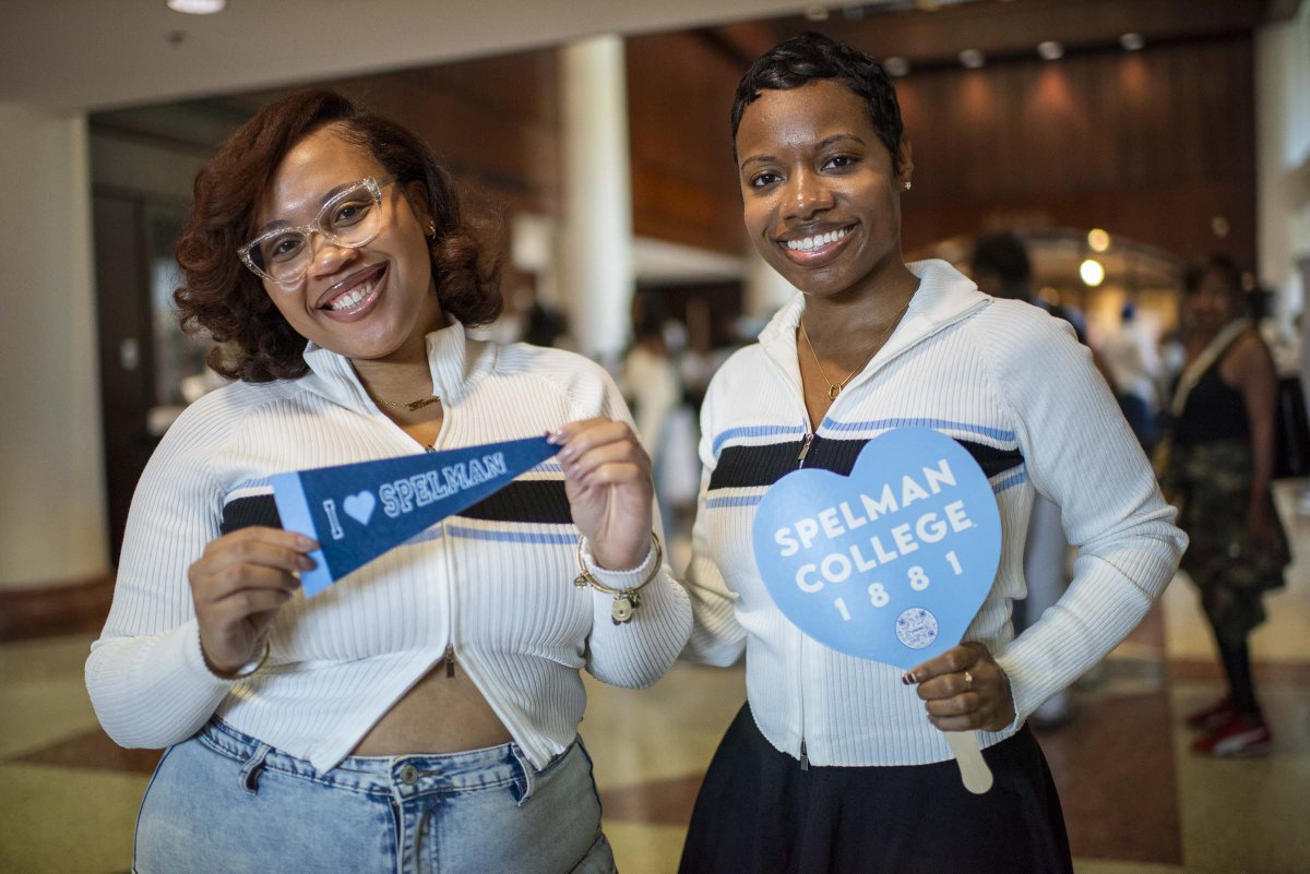 SpelmanCollege's tweet photo. Spelmanites, set a reminder: Homecoming Week is October 4–11! Whether you're on campus or coming home, get ready for your sisters and the traditions that make Spelman home. https://t.co/yV0JvmkDys https://t.co/PT01CFsTD7
