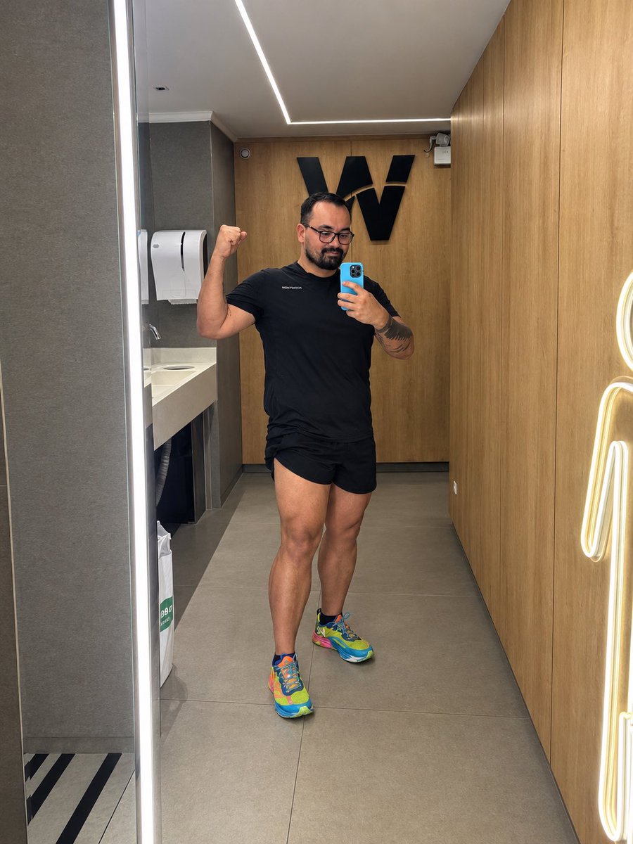Andersonluuh18's tweet photo. Pós HYROX 🔥🔥🥵🥵 https://t.co/pXRL99TcIE