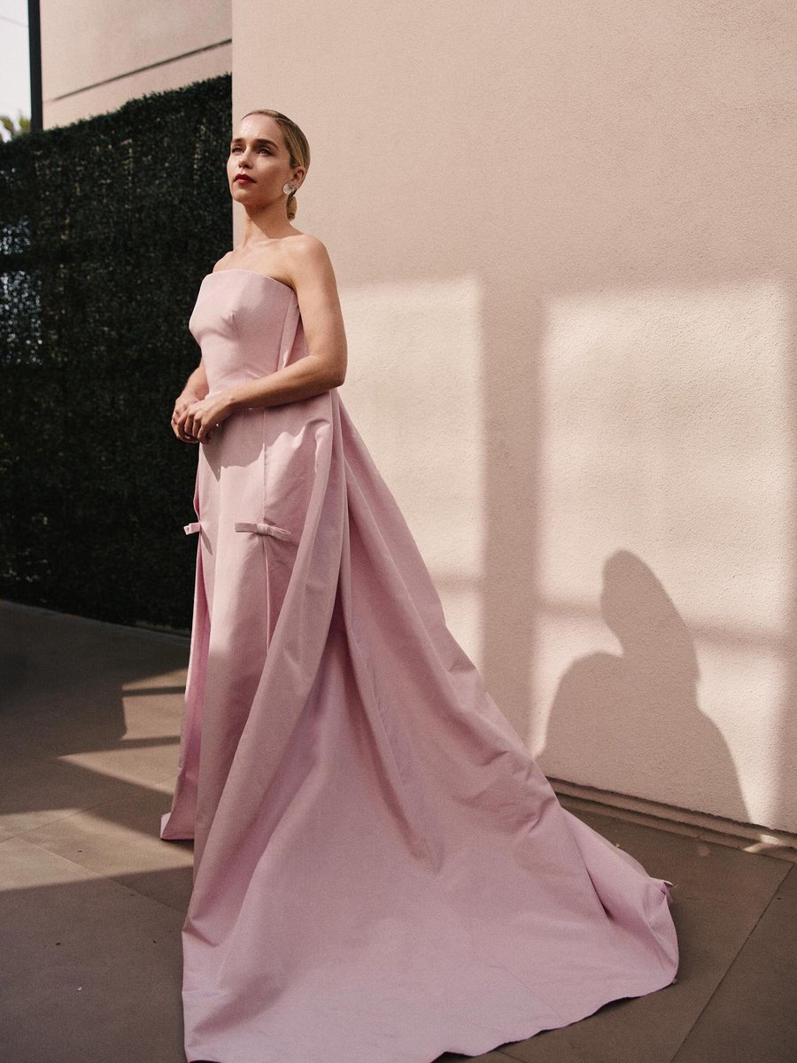 westerosies's tweet photo. Emilia Clarke via Instagram:

“Well THAT was fun… oh Khaleesi I missed you girl. But thank Drogon Prada did her right 🫡” https://t.co/5pzH8qRdMG