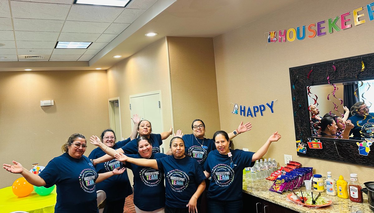 HamptonInnBLT's tweet photo. The Housekeeping Week fun continues! 🍔🌭 We celebrated with a staff cookout, complete with delicious food, great laughs, and lots of smiles.

Thank you to our amazing team for everything you do to make our hotel shine! 💙🏨

#hamptoninnbeloit #housekeepingweek #teamhampton https://t.co/HdR0TtLiz7