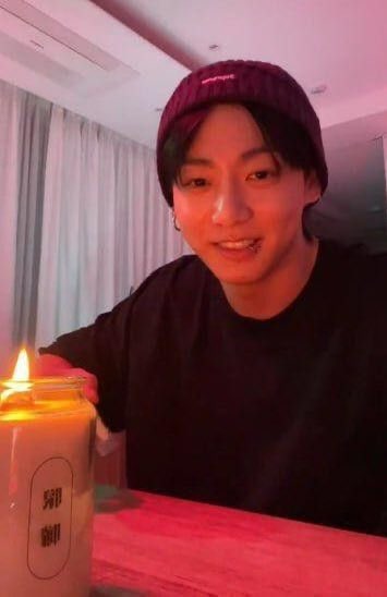 di0rxcslv_'s tweet photo. Heyy did you miss me let talk https://t.co/t7BouWnRYg