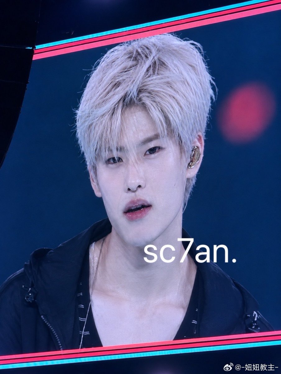_notyourpeach's tweet photo. อยากแต่งนิราศชมโฉมให้สักร้อยหน้ากระดาษ https://t.co/8mqvwoLO1N