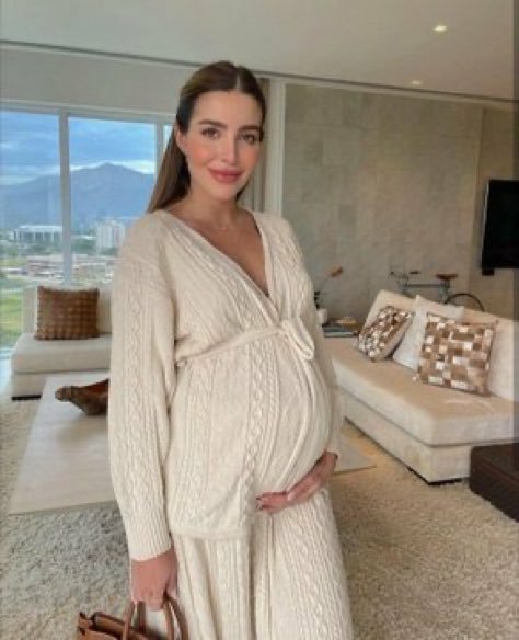 nyliava's tweet photo. manifesting a pregnancy wrapped in wellness and calm https://t.co/aAMtVGXu4g