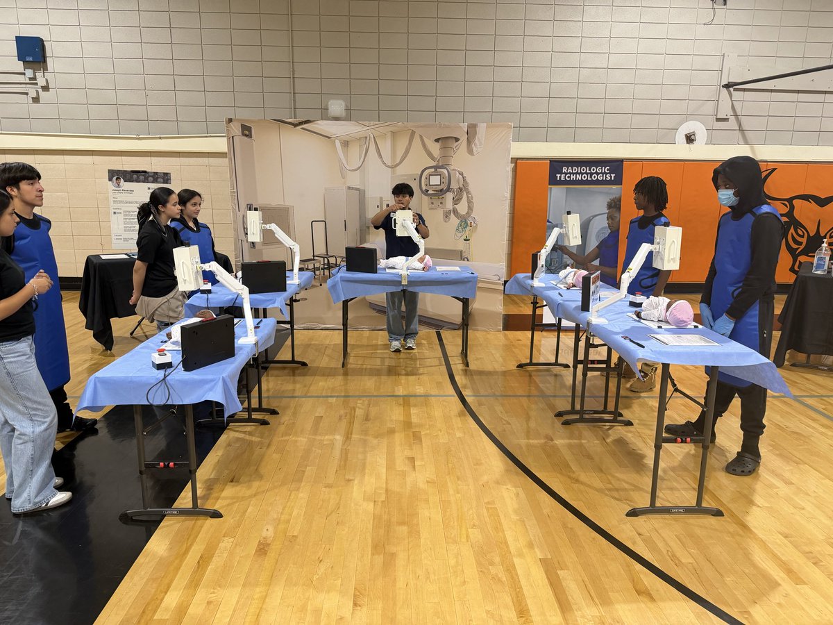 StovallMS_AISD's tweet photo. 🔧⚙️ Our students had an exciting day of STEM &amp; Career Exploration thanks to Bridgeyear! Students explored a variety of trades while learning how the choices they make in school can help in pursuing CTE careers. 🚀🛠️  @AldineISD @DrWynneLaToya @drgoffney @AldineCTE #ChooseAldine https://t.co/OsJizJULZR