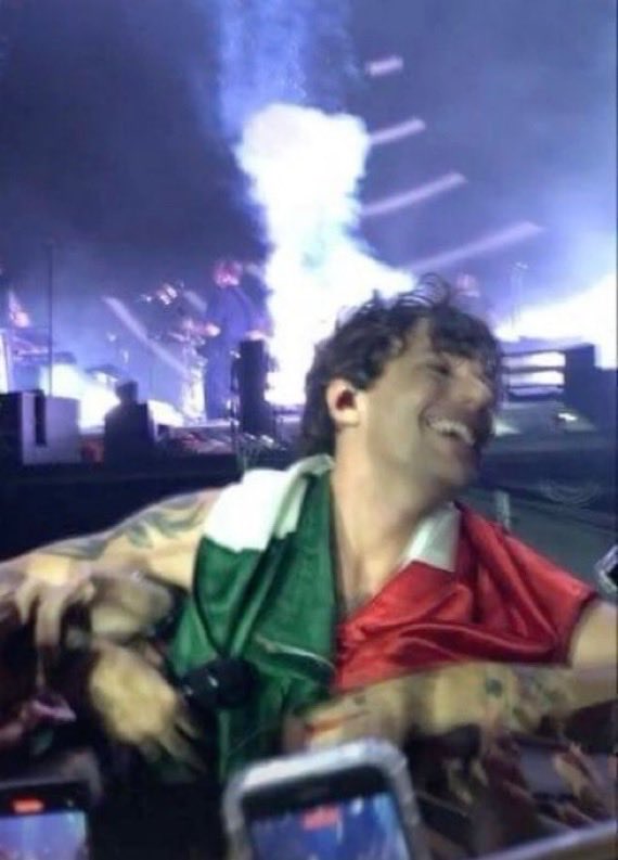 louismexabot tweet picture