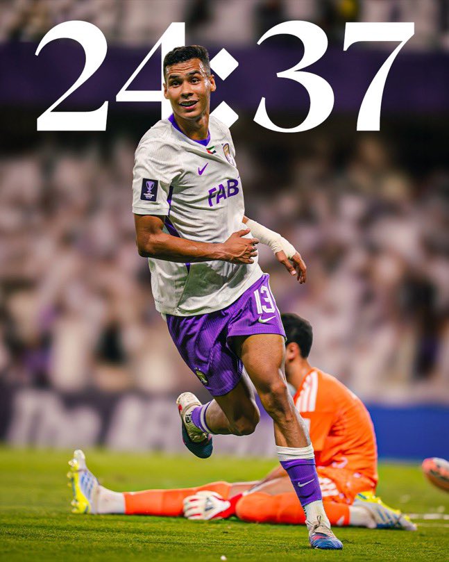 SaudiMedia2034's tweet photo. النصر يشوه مشروعنا بهزيمه رباعيه مذله من العين 
#العين_النصر
#النصر_العين https://t.co/Lci1I1LaQS