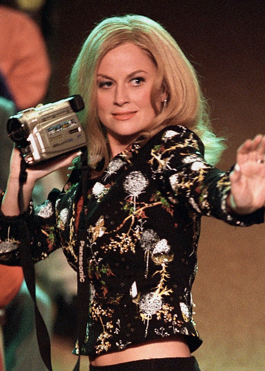 PopBase's tweet photo. Happy 55th birthday to the talented Amy Poehler. https://t.co/1O2XKb3PHF