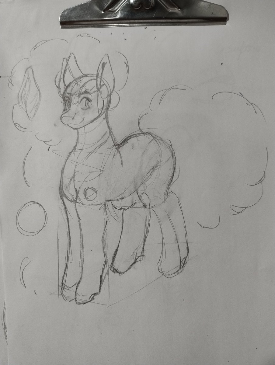 Vogferalyn's tweet photo. Learning a bit of the MLP style. https://t.co/6Pngdes0FT