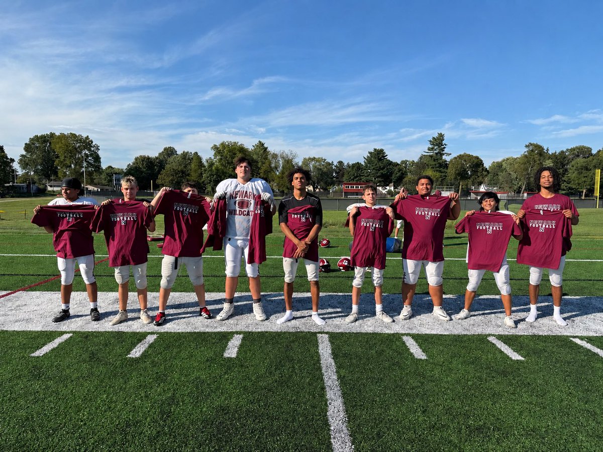 newark_football's tweet photo. Week 4 POW

Scout D — Malachi McCoy &amp; Trenton Dowell
Scout O — DayCian Wells
Special Teams — Roy Price
JV Defense — Bentley Erlenbach
JV Offense — Tyler Seville
Munyan — Enzo Catahan
Big Hit — Grant McMullen
O-Lineman — Grant McMullen
Offensive MVP — Jason Giblin https://t.co/JDrRu4JlRs