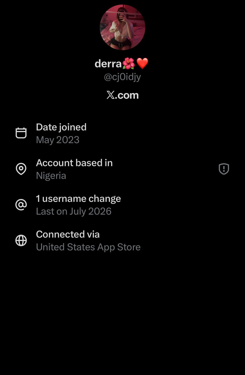 lah1279's tweet photo. Be aware of this scammer who will ask for exchanging nude and photo of yourself and after that he will blackmailed you with your photo and nude
#scammer #scamming #nude #leaks #scammerawareness #blackmail https://t.co/PjfDixu4nx