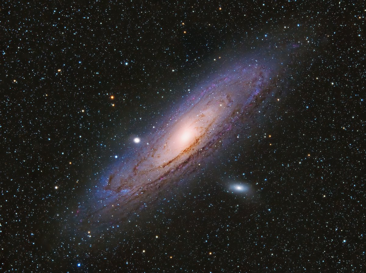 WorldAndScience's tweet photo. Should we actively seek out extraterrestrial civilizations, or avoid drawing attention to ourselves? https://t.co/9FAMtnX7b6
