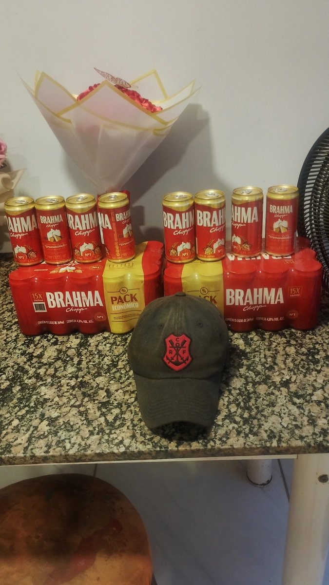 _daanieeel_'s tweet photo. Valeu @Flamengo @BrahmaCerveja @ZeDelivery , deixaram forte! 🍻🔴⚫ https://t.co/BzlcMg9qTK
