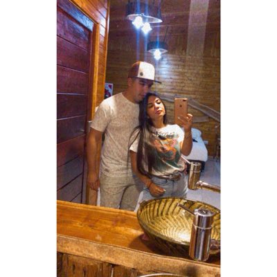 CaamilaR1's tweet photo. #NuevaFotoDePerfil https://t.co/TbBu1CB154