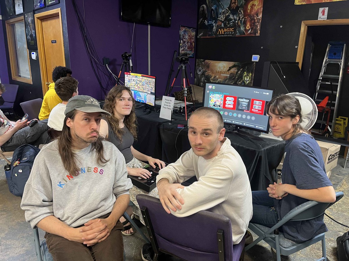 OregonSSB's tweet photo. Congratulations to the Winners of Epic Gaming 128 !  

Singles:
🥇 @LASGETMONEY 
🥈 @Pear_egrine 
🥉 @Runeslielo 
4th: @smiledecibell 

Doubles:
🥇 @LASGETMONEY &amp; @TrimminDaHedges 
🥈 @saturniidd &amp; @comb0ver 

Redemption:
🥇 @comb0ver 
🥈 @ctsfrvr_ 
🥉 @SubleafSSB https://t.co/jXbArJyxw9