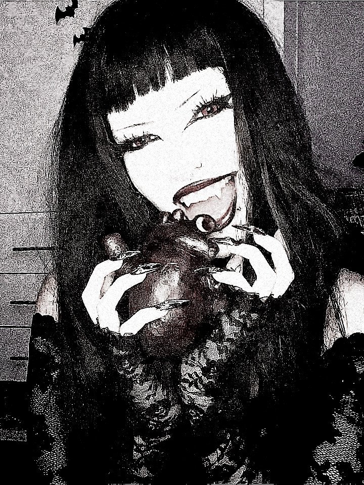 shxdowofbat's tweet photo. 1 .    Vampire TransBoy. 

2 .    Bisexual. 

3 .    Big tits &amp; pink kitty. 

4 .    Nymphomaniac. 

5 .    Brat. https://t.co/ue0nV4HfzD