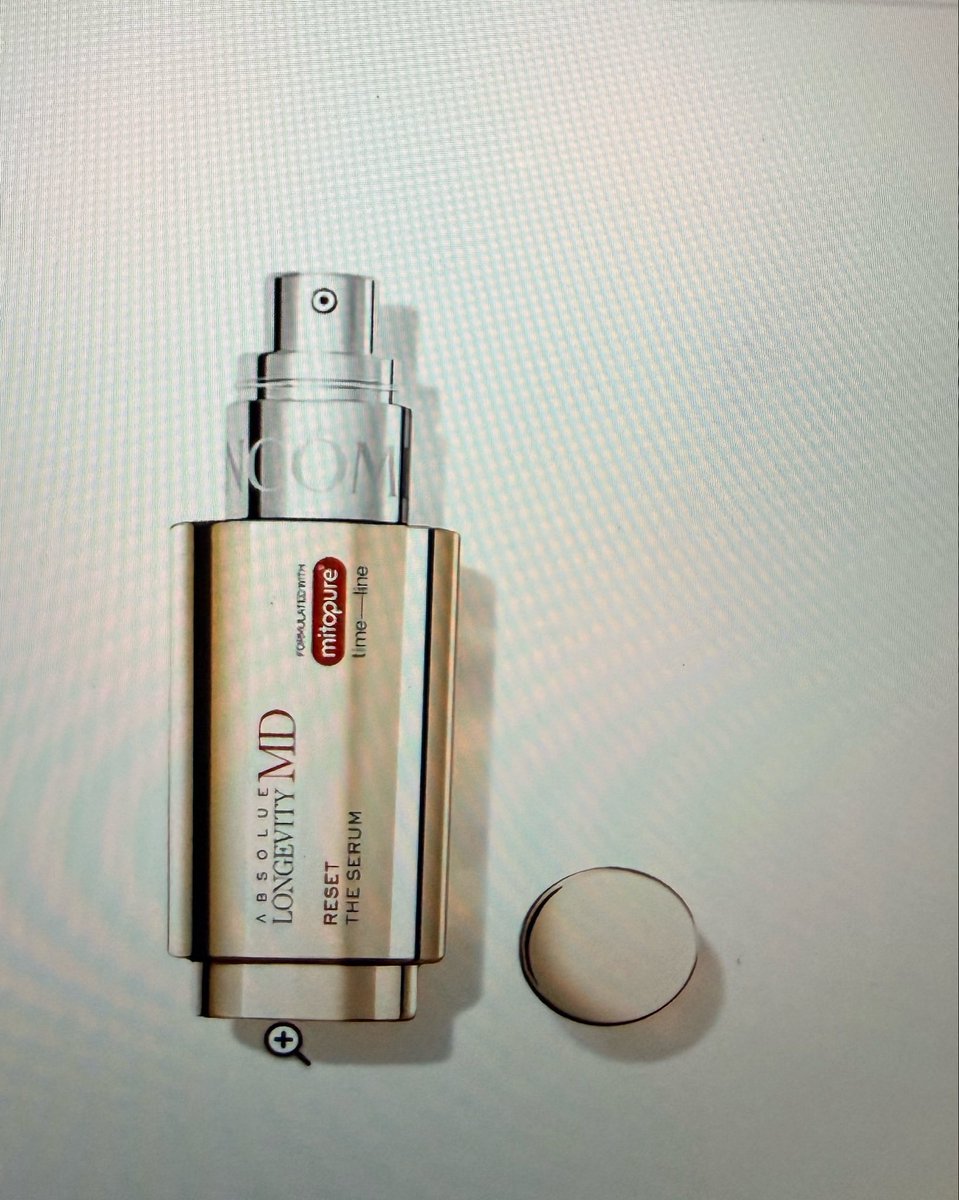 EricEv48092's tweet photo. Turn back the clock on aging ✨ The Lancôme Absolue Longevity MD Reset Face Serum is powered by Mitopure technology to visibly firm, lift and restore your skin's youth. Pure luxury. Shop now at https://t.co/D1H9np4wB4 #Lancome #LuxurySkincare #AntiAging #Shopstuff https://t.co/BwUvGcse9g