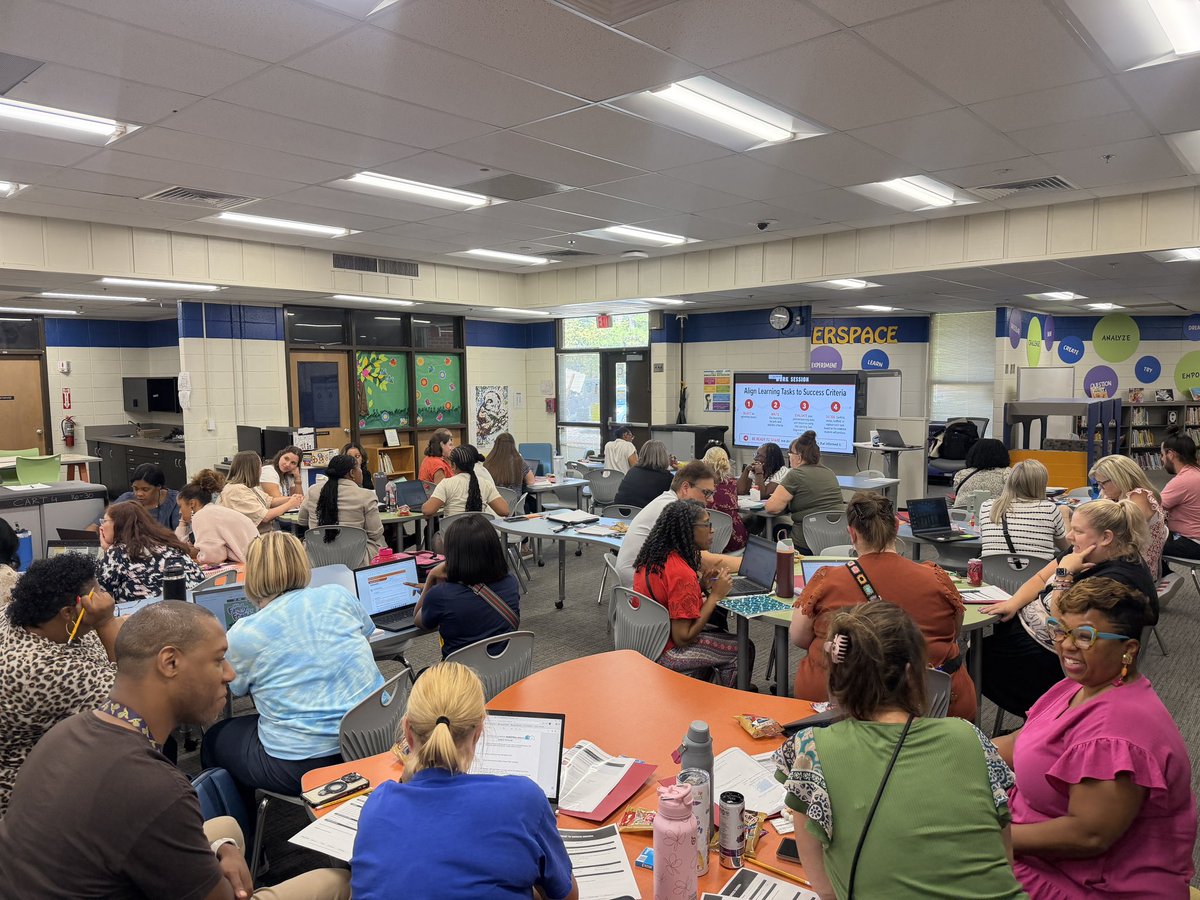 STEMTania's tweet photo. @ArgyleElem teachers spent time this afternoon in CCCs discussing how to ensure that learning tasks align to student success criteria. #TeacherClarity @CobbPLearning https://t.co/BzcVEACisc