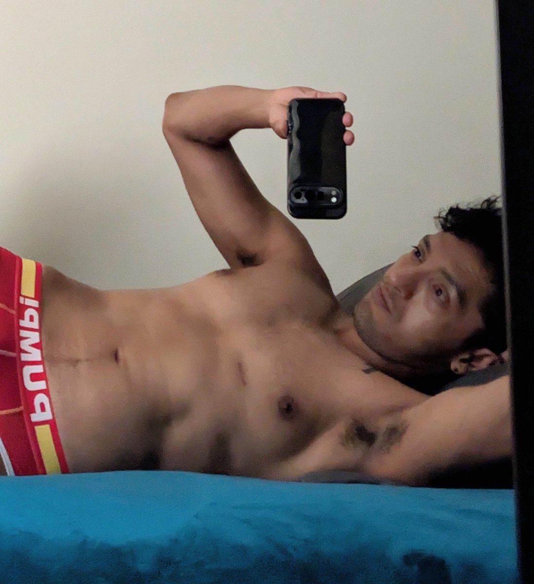 Fredi1566's tweet photo. ¿Así también te gusta mirar? 😏
#ThirstTrap #MensPhysique #Underwear #FitnessModel #MaleBeauty https://t.co/69n4Ut1vhB